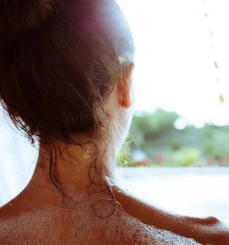 Tanned Legs Without Fake Tan Other Safe Tanning Tips For Golden Skin Hero