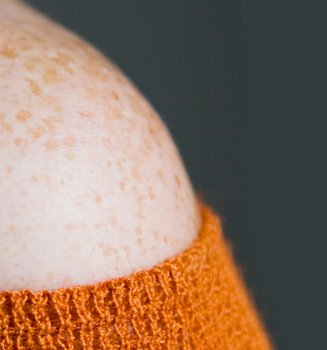 Carrot Oil For A Healthy Bronzed Glow Article
