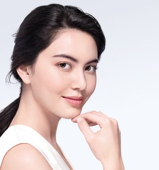 Crystal Micro Essence KV Mai Davika
